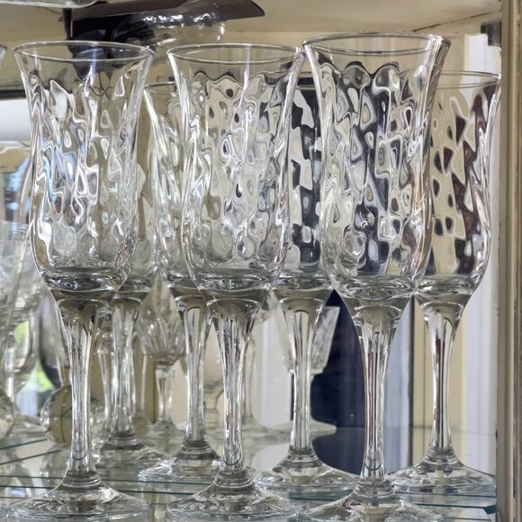 Circleware 1990s Optic Swirl Clear Champagne Flutes Set 4 Vintage Stemware 6 oz - Picture 5 of 12